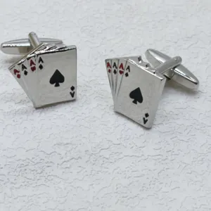 Kreative vier Asse Poker Manschettenknöpfe für Herren Kupfer Emaillierte Hemd Knöpfe Geschenk
