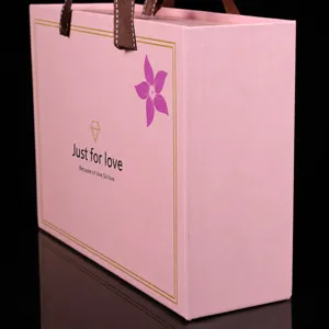 Scatola regalo rosa con manici, elegante confezione regalo per matrimoni, feste e caramelle.