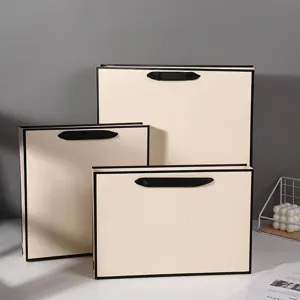Minimalist White Cardboard Gift Bag Handheld Shopping Bag Packaging Bag For Clothing Store Party Wedding Event