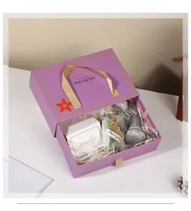 Scatola regalo a cassetto viola con manico in nastro, ideale per matrimoni e bomboniere.