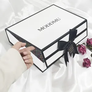 Minimalist black and white flip top gift box rectangular cosmetic packaging