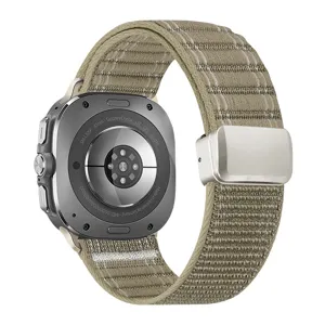Μagnetικό λουράκι από νάιλον συμβατό με Samsung Galaxy Watch Ultra, σχέδιο κύματος 47mm.