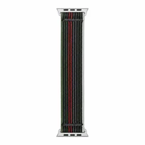 Vue rapprochée détaillée du bracelet de montre de rechange en nylon tissé et connecteurs.
