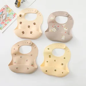 Waterproof silicone baby bibs soft infant feeding bibs with crumb catcher pocket set.