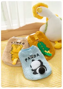Gilet in pile caldo invernale per animali domestici con simpatici motivi di animali dettaglio
