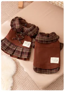 Simpatici vestiti autunno inverno per animali domestici vestito a quadri marrone per piccoli cani