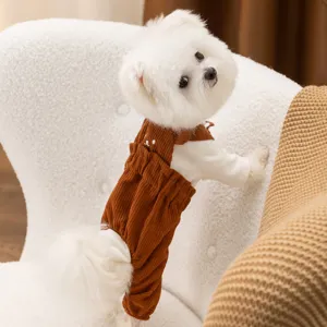 Süße Hundelatzhose Kord vierbeinige warme Haustierkleidung Winter Welpenkleidung brauner Hund