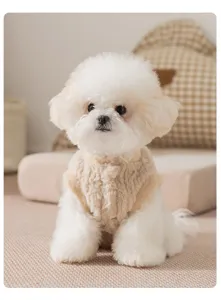 Dettaglio gilet pile cane inverno carino, vestiti animali senza maniche caldi per cani.