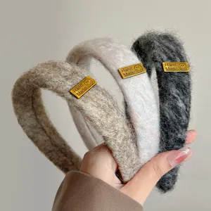 Flauschiger breiter Haarreif im Winter Plüsch Haarreifen weiches Damen Haaraccessoire Stil