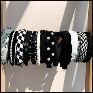 Korean style black and white headband set, trendy retro hair accessories for women.