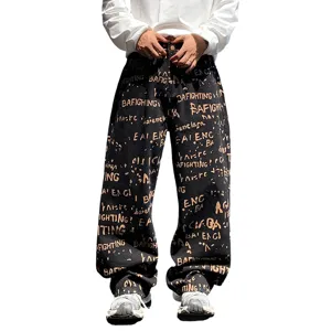 Hommes haute rue ample streetwear graffiti lettre impression noir denim jeans pantalon.