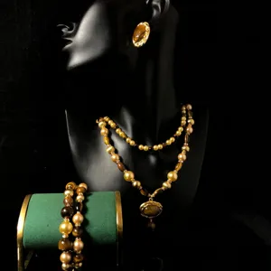 Retro Maillard Beaded Tiger Eye Pendant Necklace Earrings Bracelet Set Zinc Alloy Artificial Pearl Jewelry Set For Women