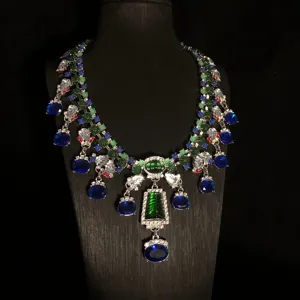 Exaggerated luxury statement rhinestone necklace vintage baroque style costume jewelry for women