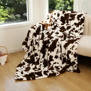 Coperta in flanella stampa mucca marrone bianca morbida accogliente copridivano