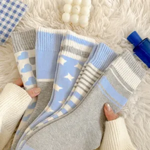Chaussettes Mi-Bas Épaisses Chaudes d'Hiver pour Femmes Cœurs Étoiles Rayures Colorblock Thermique
