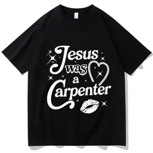 Schwarzes kurzärmeliges Grafik-T-Shirt mit weißem Jesus was a Carpenter Aufdruck