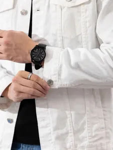Men's white denim jacket detail, solid color casual long sleeve outerwear for daily wear.
