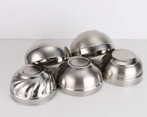 Stainless steel double-layer insulated bowl detail showing polished finish and texture design.