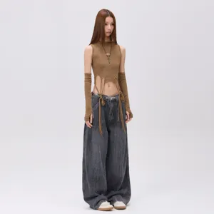 Vintage gewaschene weite Damen Jeans, lockere Baggy Denim Hosen im coolen Streetwear Stil.