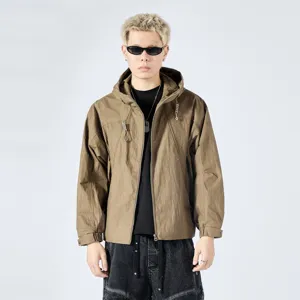 Men's retro hooded cargo jacket, casual loose streetwear coat in khaki for autumn and spring.