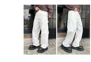 Men's casual white loose cargo pants, streetwear style multi-pocket wide leg trousers.
