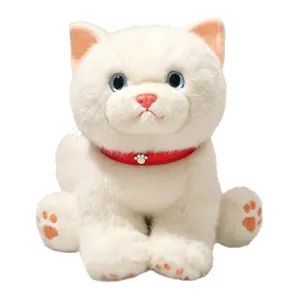 Süßes simuliertes weißes Katzen-Plüschtier mit rotem Halsband, weiche Puppe als Geschenk.