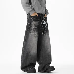 Mens vintage washed black baggy wide leg denim jeans, cool streetwear loose casual trousers.