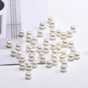 White acrylic imitation pearl loose beads for DIY handmade jewelry bracelets and craft making.