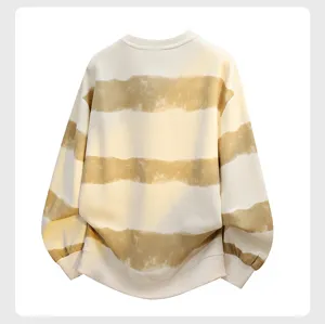 Men's casual color-block crewneck sweatshirt, heavy fabric, comfortable fit for daily wear.