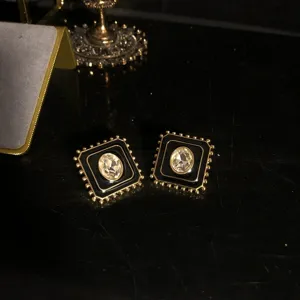 Boucles d'oreilles géométriques de style rétro émail noir avec cristal étincelant argent 925