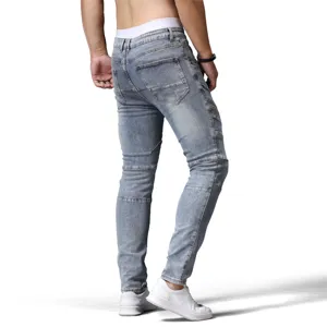 Vaqueros slim biker para hombre en denim lavado azul claro, vista trasera principal.