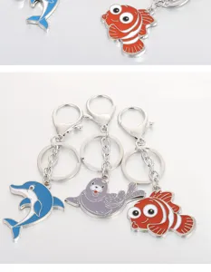 Creative metal ocean animal keychain, cute dolphin dolphin seal fish keyring for bag pendant.
