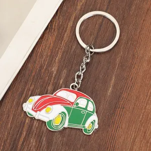Metal car keychain pendant, vintage beetle car design, perfect gift for auto enthusiasts and daily use.