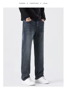 Men's loose straight fit business casual denim jeans for comfortable daily autumn wear.
