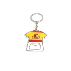 Portachiavi apribottiglie in metallo forma maglia spagna, gadget tifoso e regalo originale.