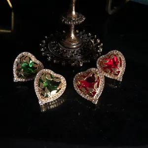 Vintage Retro Heart Stud Earrings Copper Inlaid Red Green Glass Rhinestone Elegant Fashion Jewelry For Women