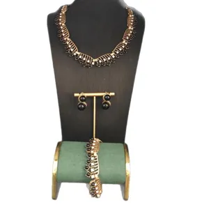 Vintage Gold Filigree Black Beaded Necklace Bracelet Earrings Jewelry Set For Women