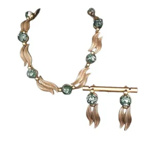 Vintage gold-tone leaf green stone necklace and earrings jewelry set for women fashion.