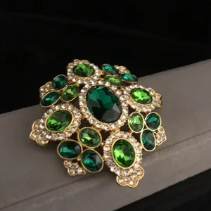 Vintage Emerald Green Gemstone Rhinestone Brooch Pin Gold Plated Alloy Court Style Fashion Jewelry For Women