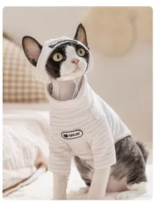 Linda camiseta térmica a rayas para mascotas con gorro, ropa de otoño e invierno para gatos.