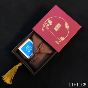 Boîte à bijoux en cuir PU, étui rouge rétro avec pompon pour bagues, colliers et bracelets.