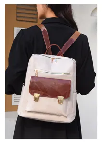Damen Vintage Farbblock Rucksack Detailansicht, elegante PU Leder Reisetasche chic.