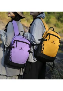 Détail du sac à dos de voyage de randonnée en plein air, sac de sport grande capacité poches filet.