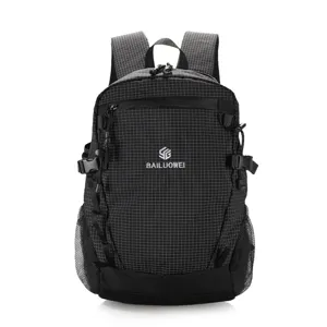 Sac a dos de voyage carre noir grande capacite sport exterieur randonnee vue principale