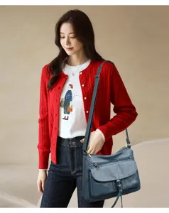 Soft leather shoulder bag for women, stylish crossbody handbag with adjustable strap for daily use.