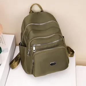 Lässiger Nylon-Rucksack mit vielen Fächern für Damen, grosse Kapazität Schulrucksack.