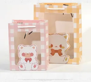 Buste regalo carine con finestra trasparente e motivo a quadretti per feste e confezioni.