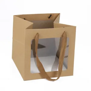 Sac cadeau carré en papier kraft avec fenêtre transparente pour fleurs, vêtements et fêtes.