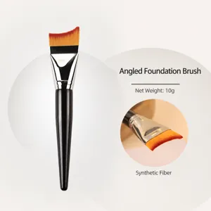 Brocha de base en forma de media luna profesional con pelo sintético suave para maquillaje.