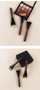Walnußholz Mond Pinsel Set, weiche Synthetikhaare für makelloses und streifenfreies Make-up.